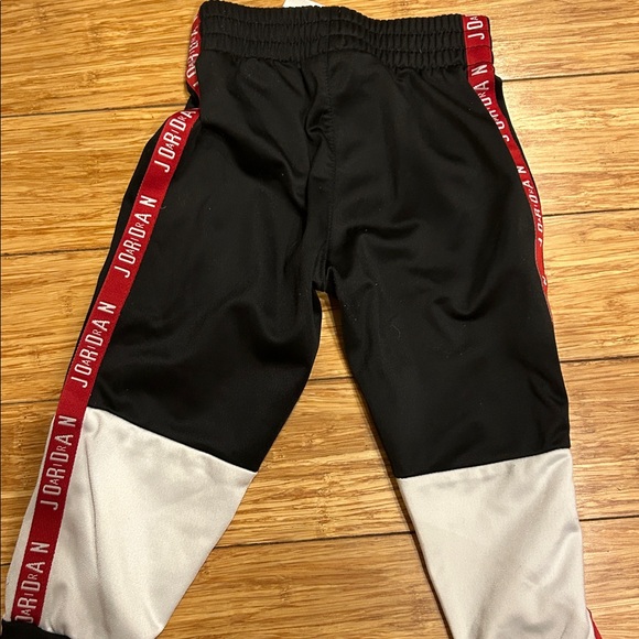 Jordan Black Joggers with Red Accents - Picture 5 of 5